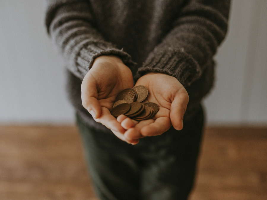 donation image unsplash   900x675